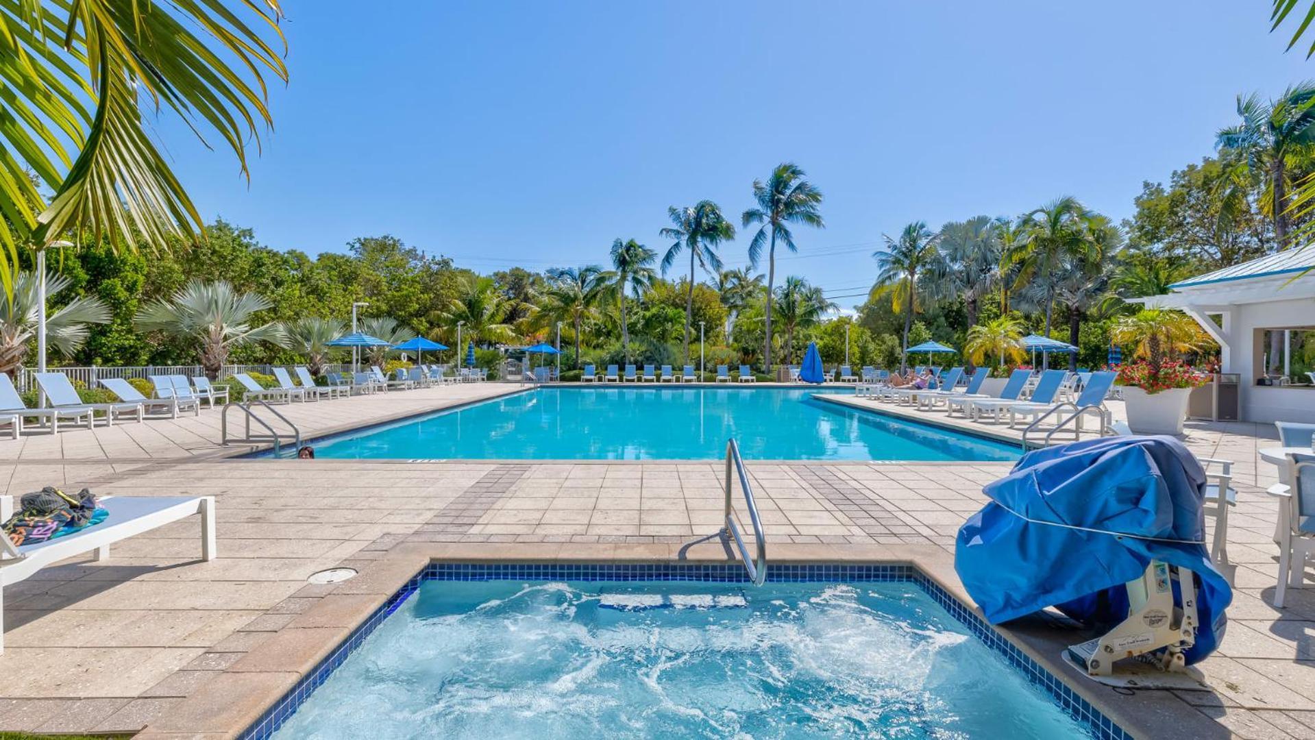 Ocean View Corner Penthouse Ocean Pointe 5416 Key Largo