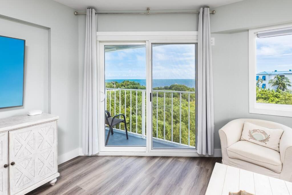 Holiday home Ocean View Corner Penthouse Ocean Pointe 5416